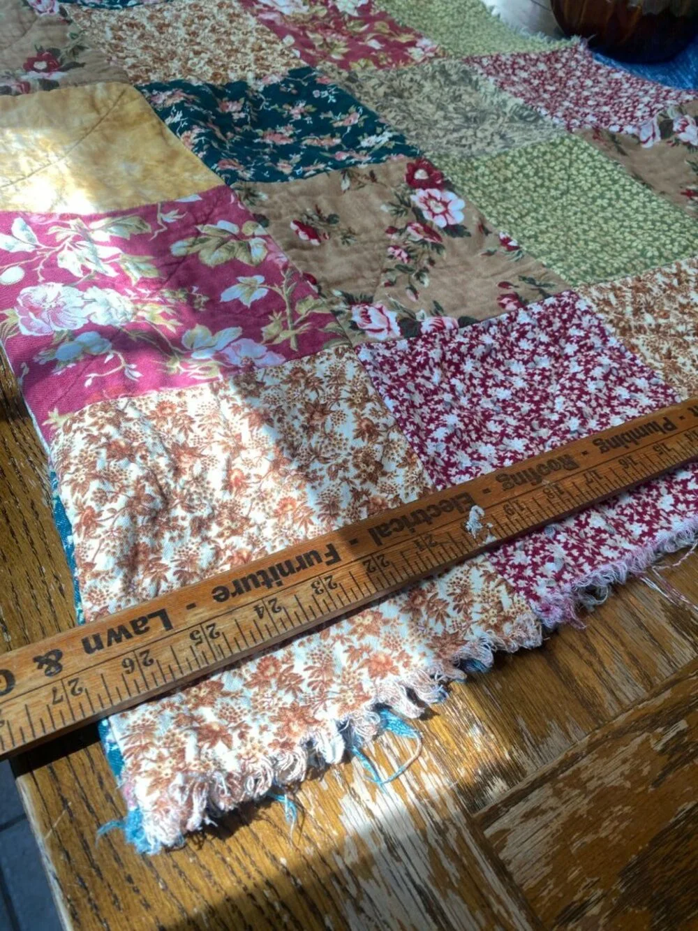 Handmade Ragtime Scrappy Floral Lap Baby Quilt 38"x54" - Picture 5 of 8